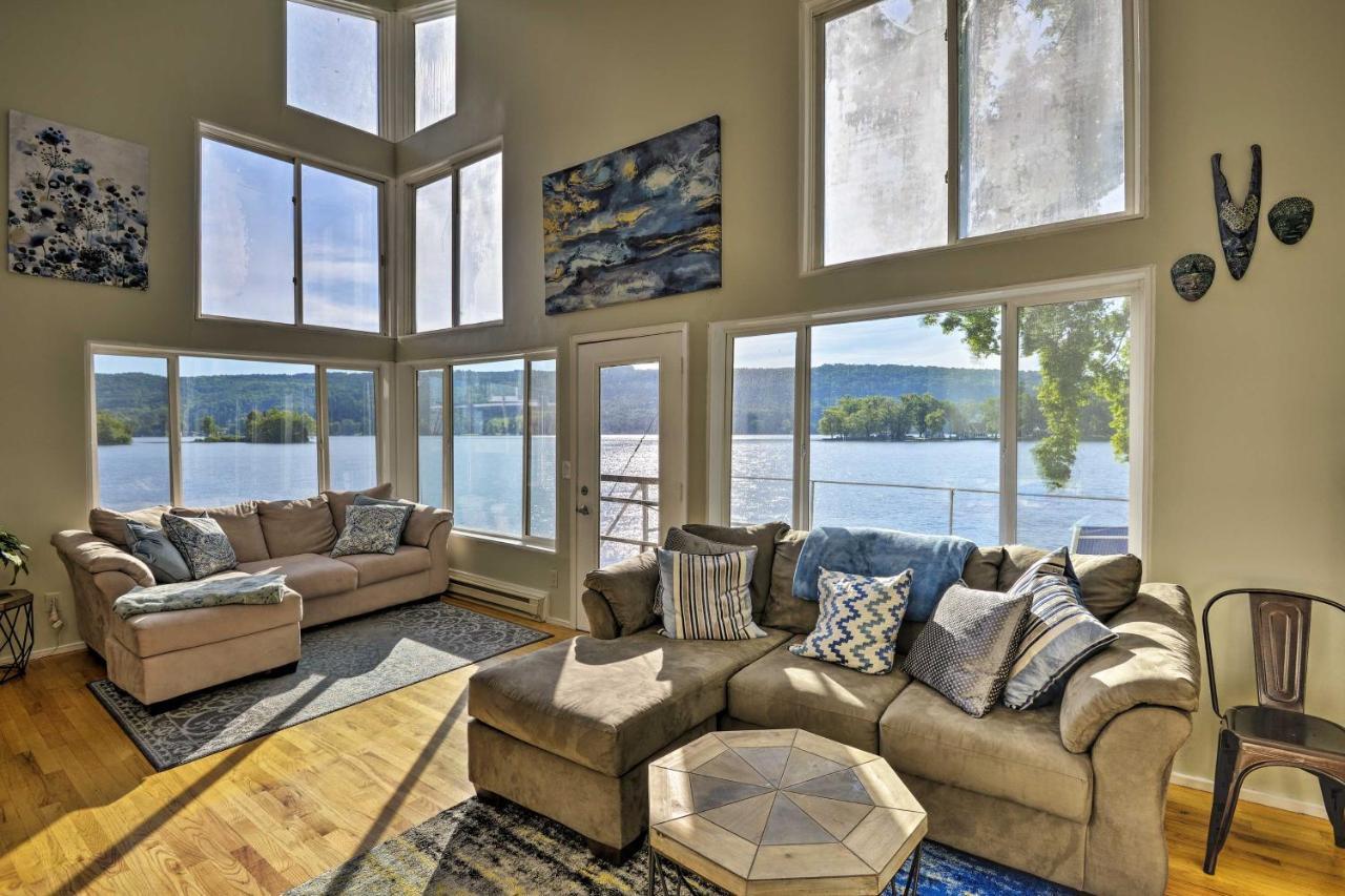 Waterfront Deruyter Home With Private Dock! New Woodstock エクステリア 写真